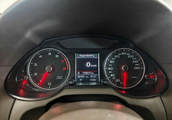 Подержанный автомобиль Audi Q5 2014 года (13 фото)