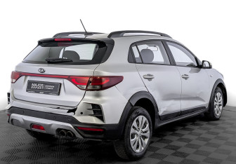 Подержанный автомобиль Kia Rio Hatchback 2021 года (5 фото)