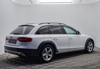 Подержанный автомобиль Audi A4 allroad 2013 года (5 фото)