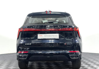 Подержанный автомобиль Changan CS75PLUS 2024 года (6 фото)