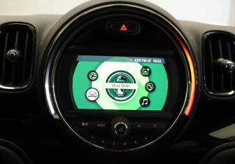 Подержанный автомобиль MINI Countryman 2020 года (12 фото)