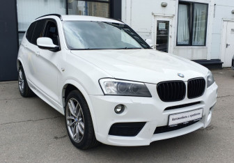 Подержанный автомобиль BMW X3 2012 года (3 фото)