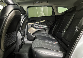 Подержанный автомобиль Exeed TXL 2022 года (10 фото)