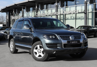 Подержанный автомобиль Volkswagen Touareg 2007 года (20 фото)