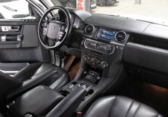 Подержанный автомобиль Land Rover Discovery 2014 года (11 фото)