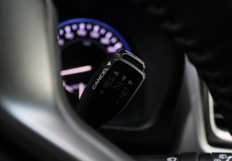 Подержанный автомобиль Toyota Highlander 2014 года (29 фото)