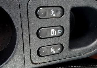 Подержанный автомобиль Nissan Qashqai 2012 года (14 фото)