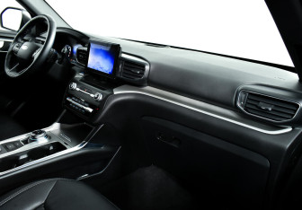 Подержанный автомобиль Ford Explorer 2020 года (7 фото)