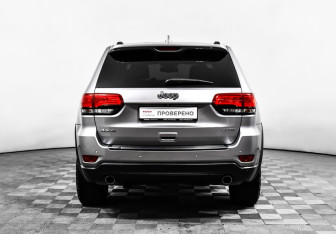 Подержанный автомобиль Jeep Grand Cherokee 2013 года (6 фото)
