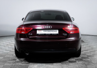 Подержанный автомобиль Audi A5 Coupe 2013 года (6 фото)