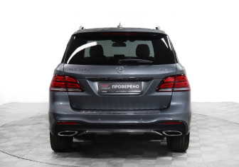 Подержанный автомобиль Mercedes-Benz GLE 2018 года (6 фото)