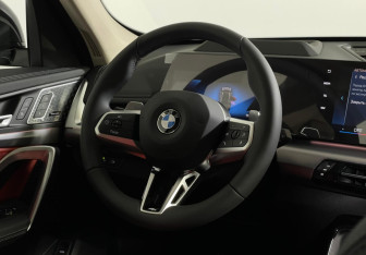 Новый BMW X1 2025 (8 фото)