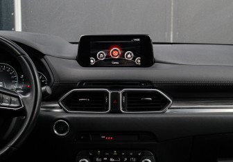 Подержанный автомобиль Mazda CX-5 2019 года (10 фото)