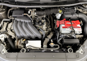 Подержанный автомобиль Nissan Sentra Sedan 2014 года (9 фото)