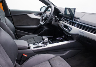 Подержанный автомобиль Audi A5 Liftback 2022 года (9 фото)
