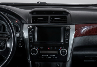 Подержанный автомобиль Toyota Camry Sedan 2013 года (13 фото)