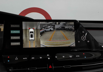 Подержанный автомобиль Changan UNI-K 2023 года (14 фото)