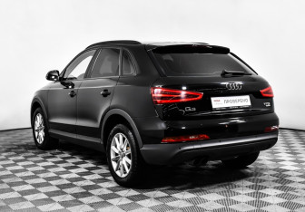 Подержанный автомобиль Audi Q3 2014 года (7 фото)