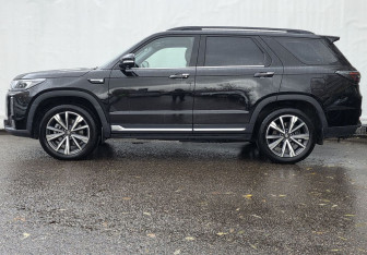 Подержанный автомобиль Changan CS95 2024 года (8 фото)