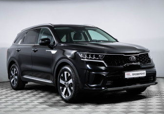 Подержанный автомобиль Kia Sorento 2021 года (3 фото)