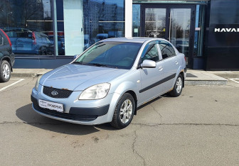 Подержанный автомобиль Kia Rio Sedan 2006 года (1 фото)