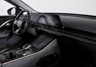 Подержанный автомобиль Omoda C5 2024 года (9 фото)