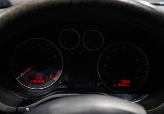 Подержанный автомобиль Audi A3 Hatchback 2007 года (17 фото)