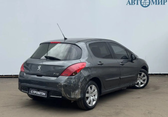 Подержанный автомобиль Peugeot 308 Hatchback 2010 года (5 фото)