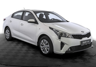 Подержанный автомобиль Kia Rio Sedan 2021 года (3 фото)