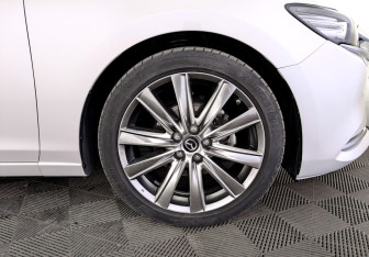 Подержанный автомобиль Mazda 6 Sedan 2021 года (19 фото)