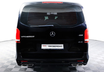 Подержанный автомобиль Mercedes-Benz Vito 2016 года (6 фото)
