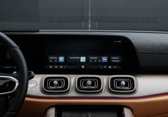 Подержанный автомобиль Jaecoo J8 2024 года (29 фото)