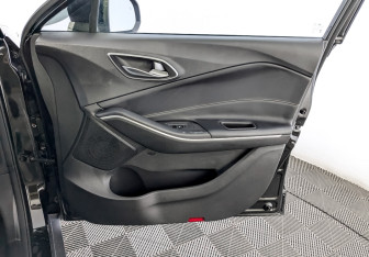 Подержанный автомобиль Москвич 3 2023 года (25 фото)