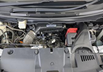 Подержанный автомобиль Honda Stepwgn 2018 года (13 фото)