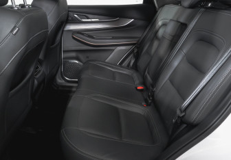 Подержанный автомобиль Exeed LX 2023 года (10 фото)