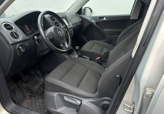 Подержанный автомобиль Volkswagen Tiguan 2012 года (9 фото)