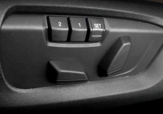 Подержанный автомобиль BMW X5 2018 года (21 фото)