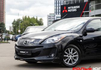 Подержанный автомобиль Mazda 3 Sedan 2012 года (15 фото)