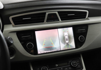 Подержанный автомобиль Geely Atlas 2019 года (11 фото)