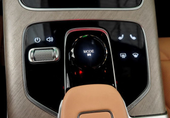 Подержанный автомобиль Jaecoo J8 2024 года (16 фото)