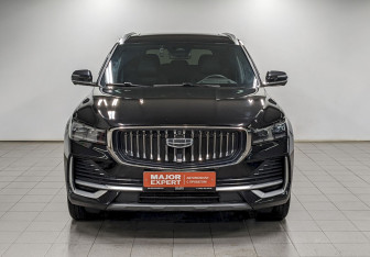 Подержанный автомобиль Geely Monjaro 2024 года (2 фото)