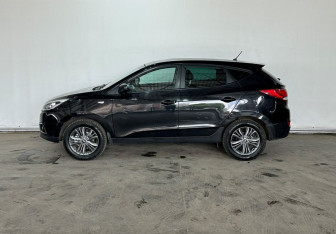 Подержанный автомобиль Hyundai ix35 2014 года (7 фото)