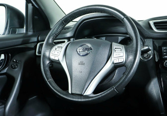 Подержанный автомобиль Nissan Qashqai 2019 года (12 фото)