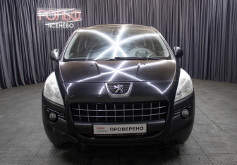 Подержанный автомобиль Peugeot 3008 2011 года (2 фото)