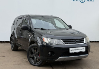 Подержанный автомобиль Mitsubishi Outlander 2007 года (3 фото)