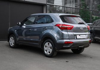 Подержанный автомобиль Hyundai Creta 2018 года (6 фото)