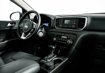 Подержанный автомобиль Kia Sportage 2020 года (9 фото)