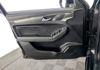 Подержанный автомобиль Haval Jolion 2023 года (19 фото)