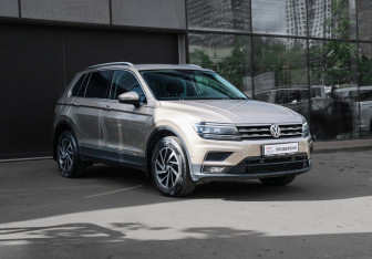 Подержанный автомобиль Volkswagen Tiguan 2018 года (3 фото)
