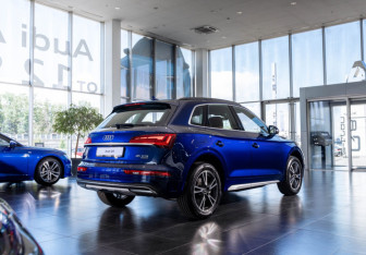Новый Audi Q5 2023 (11 фото)